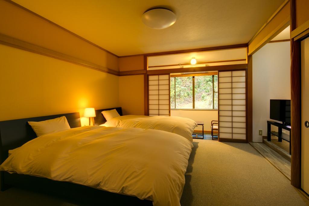 Yugawara-Onsen Komachikan Екстериор снимка